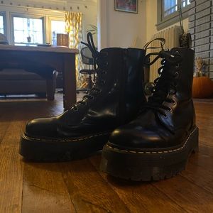 Doc Martens Jadon platform sz8W - Nearly New